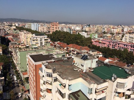 Tirana-Manifest in Farbe