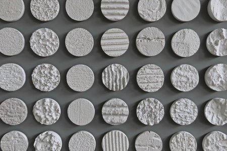 Zusammenspiel von Putz und Farbe